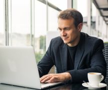 Zdjęcie - ZUS rozpoczął przekazywanie informacji o rozliczeniach składek za ubiegły rok 