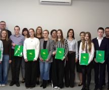 Zdjęcie - Inwestycja w przyszłość. Stypendia Wójta Gminy Płużnica dla najzdolniejszych uczniów i studentów wręczone!