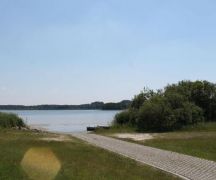Zdjęcie - Atrakcyjne tereny rekreacyjne nad jeziorem w Ostrowie